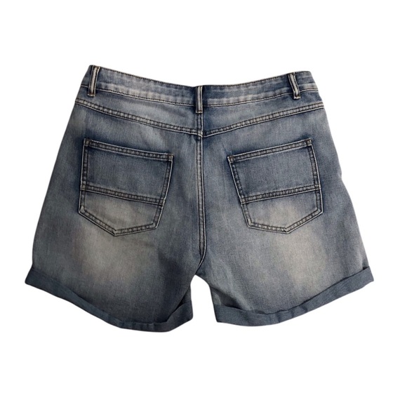 MissLook Sz 16 Light Wash Blue Jean Shorts High Rise Sunflower Design Rolled - Picture 2 of 5